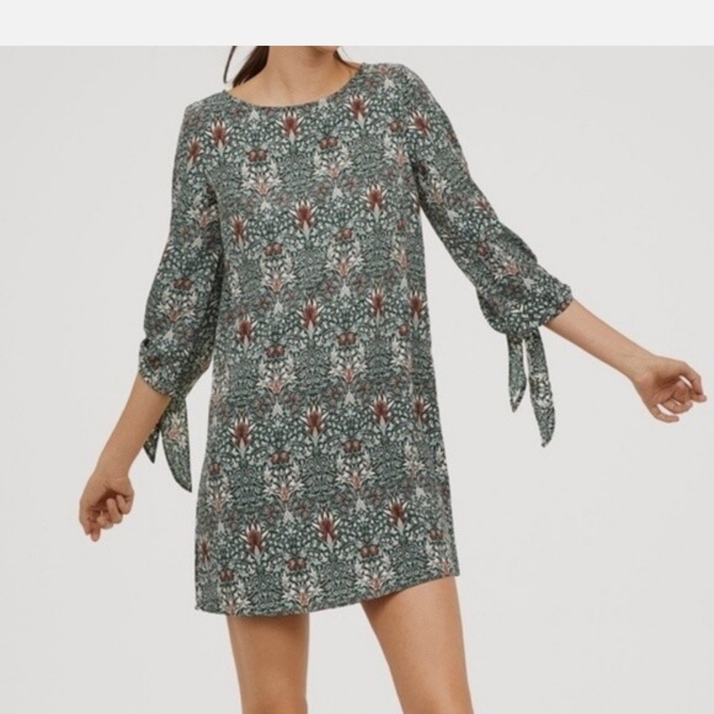 H&M x Morris & Co. Botanical Print Tunic Shift Dress (Size: 10)